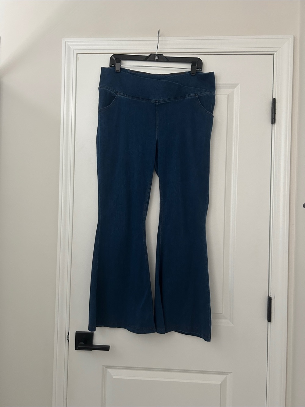 HALARA Navy Blue Flare Stretch Pants